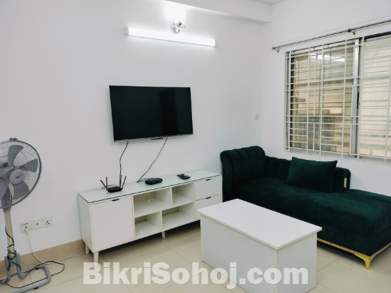 Modern Furnished 2-Bedroom Apartment in Bashundhara R/A